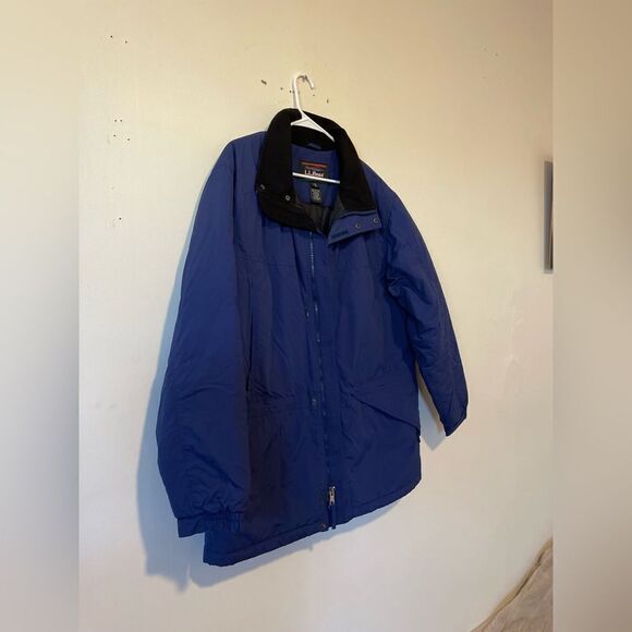 L.L. Bean Vintage Blue Parka Goose Down Insulation - Picture 2 of 13